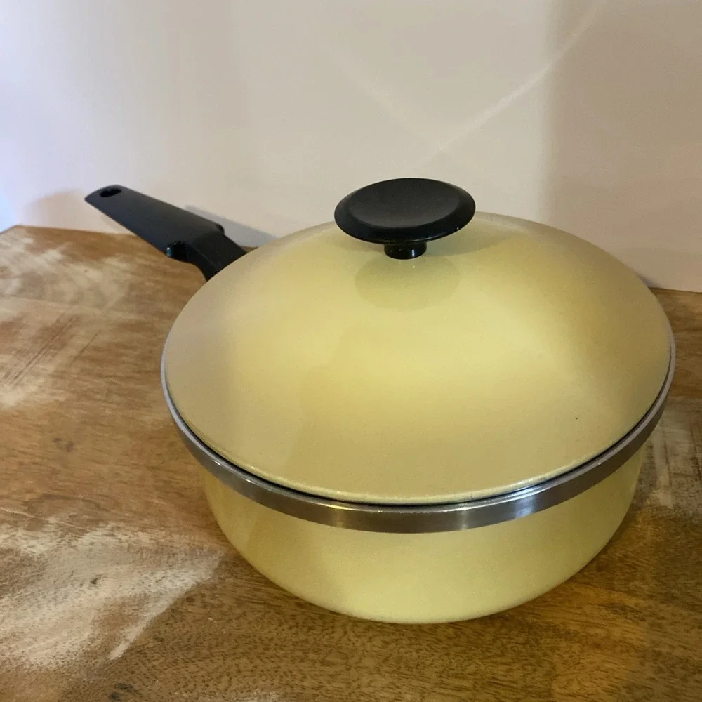 Vintage West Bend Country Side Yellow 2qt Saucepan And Lid EUC